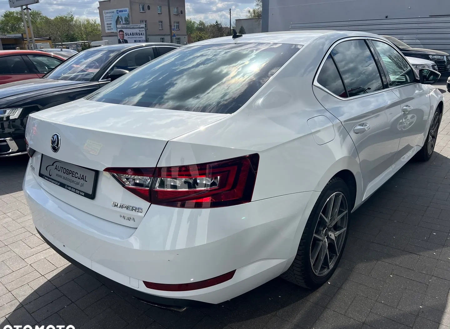Skoda Superb cena 84900 przebieg: 145798, rok produkcji 2016 z Dukla małe 466